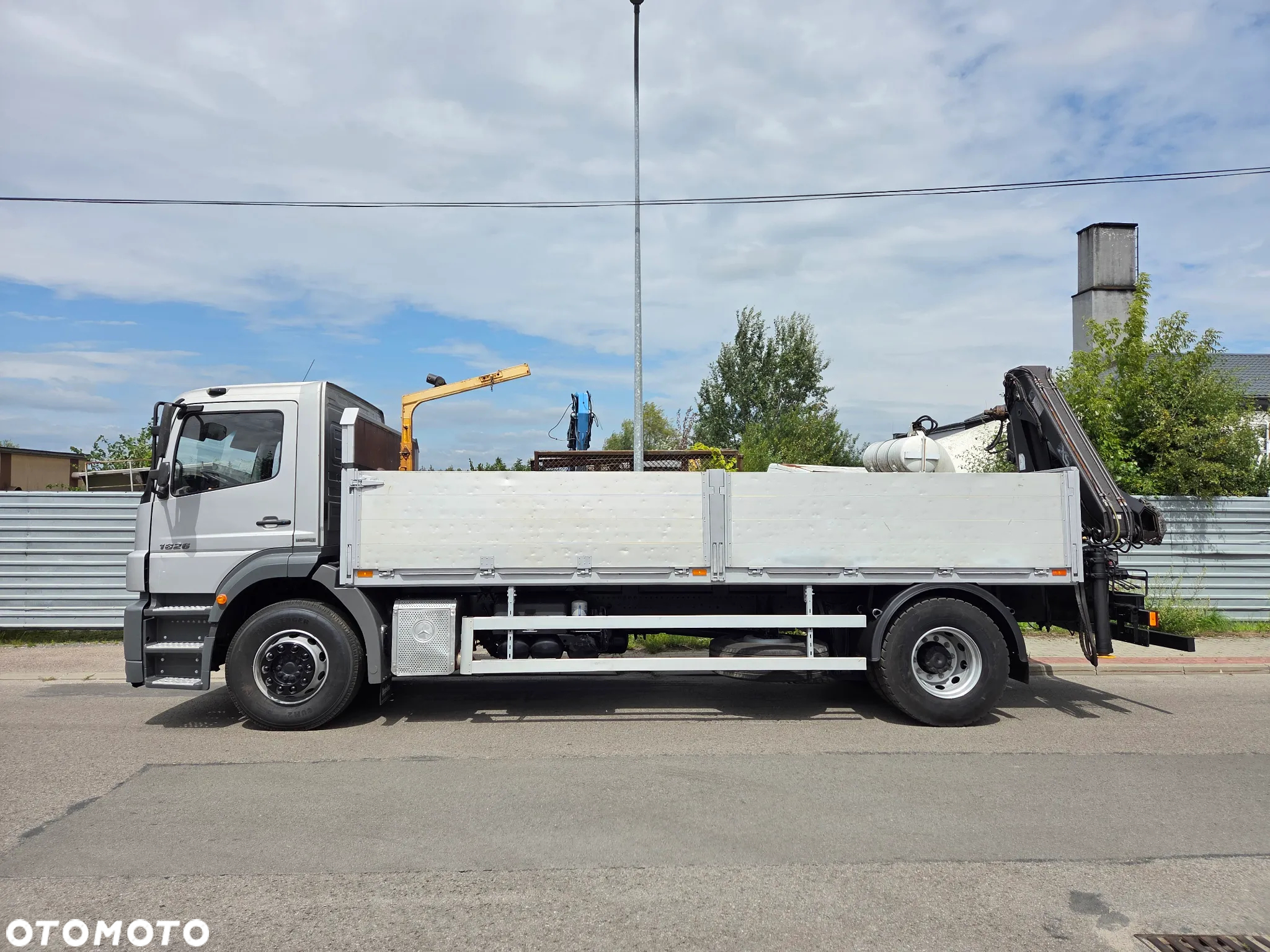 Mercedes-Benz AXOR 1826L KLIMA HDS HIAB ROTATOR tył PODUSZKI Euro 4 - 9