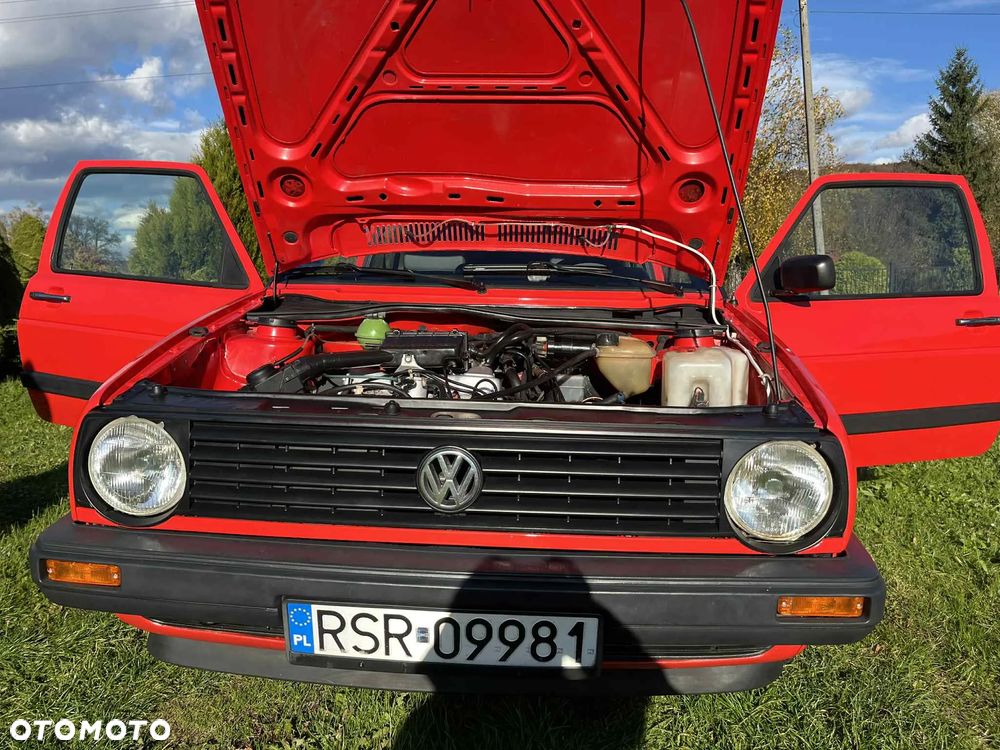 Volkswagen Golf - 10