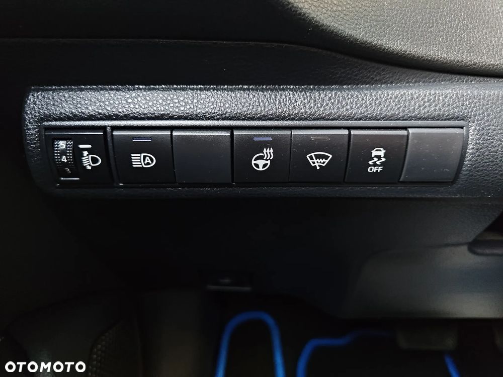 Toyota Corolla 2.0 Hybrid Selection - 31
