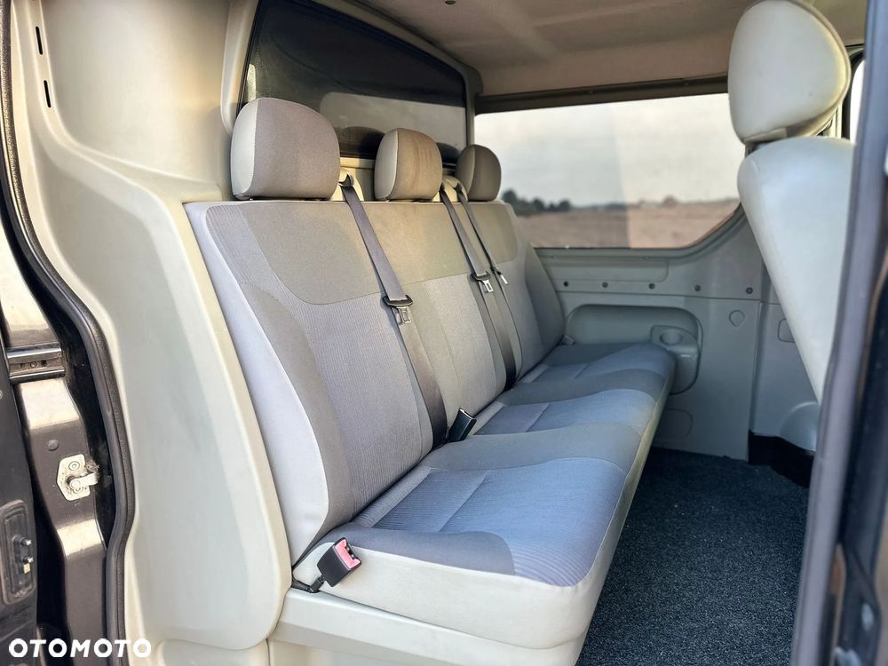 Opel Vivaro - 16