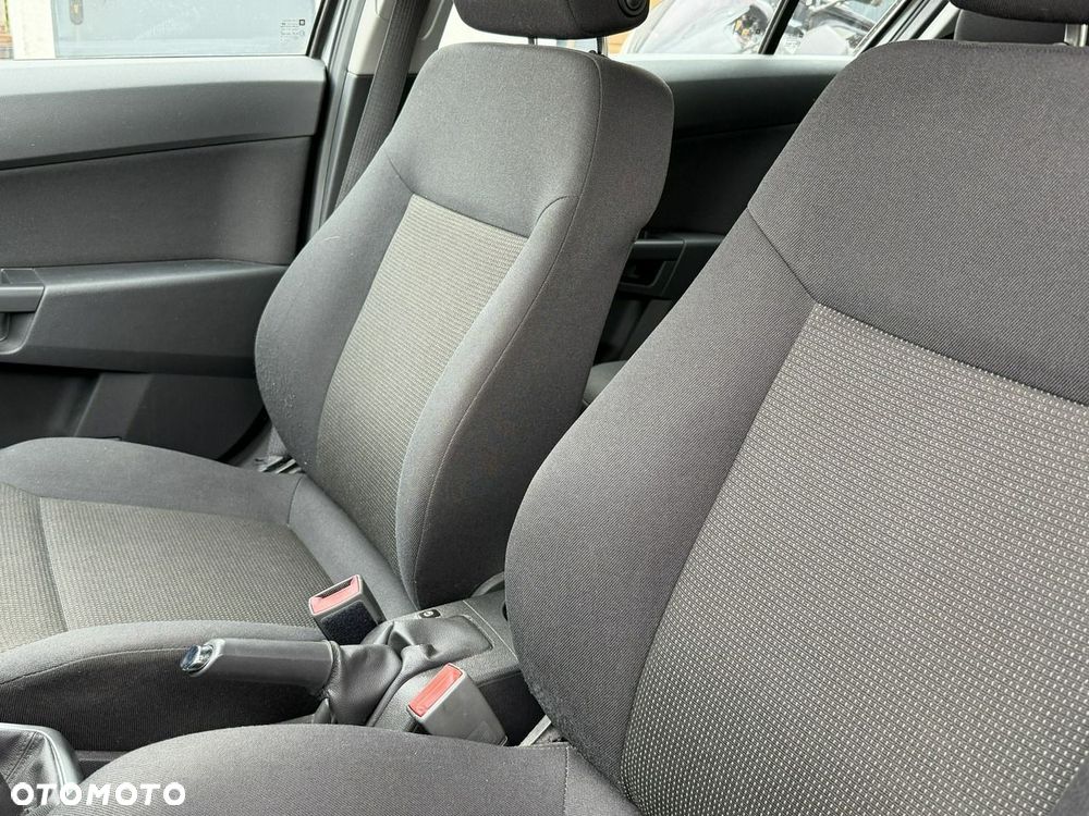 Opel Astra - 12