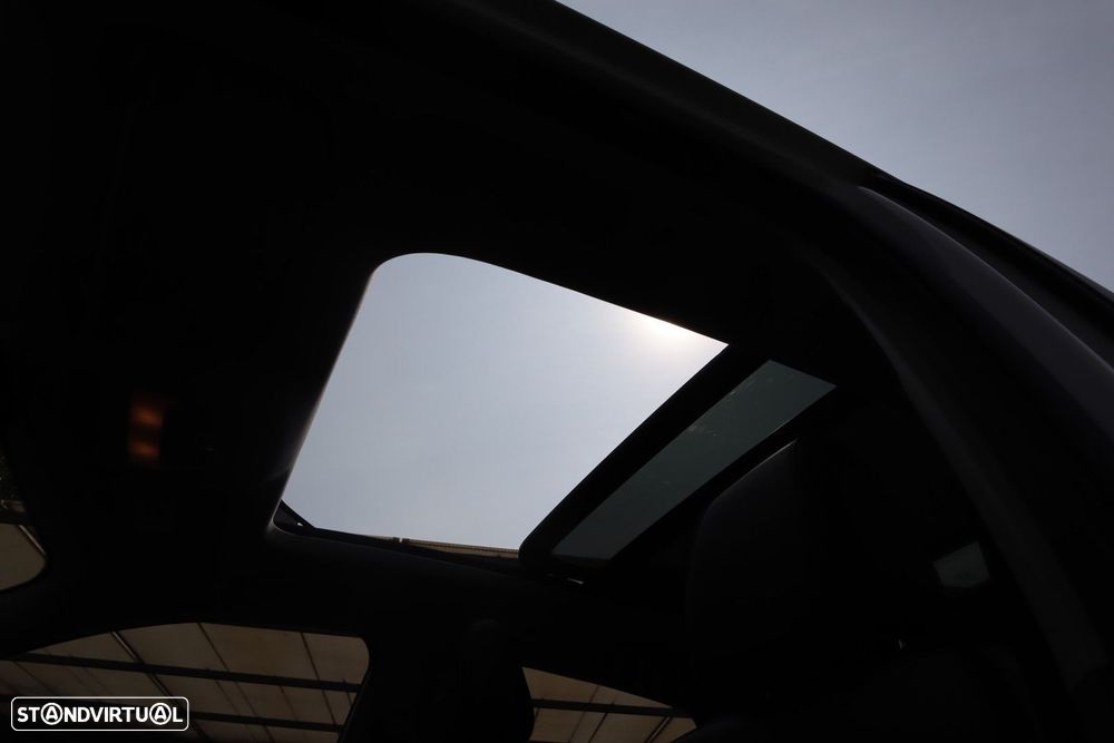 MG ZS EV Luxury - 43