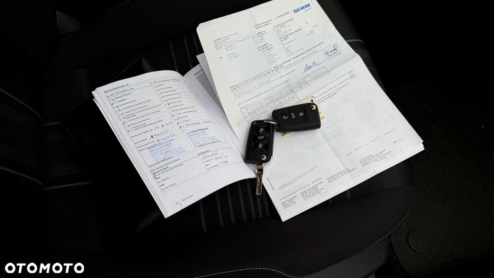 Volkswagen Golf 1.4 TSI BlueMotion Technology Lounge - 36