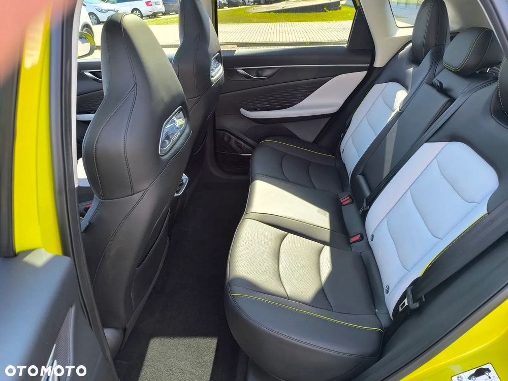BAIC 5 1.5T Comfort DCT - 16