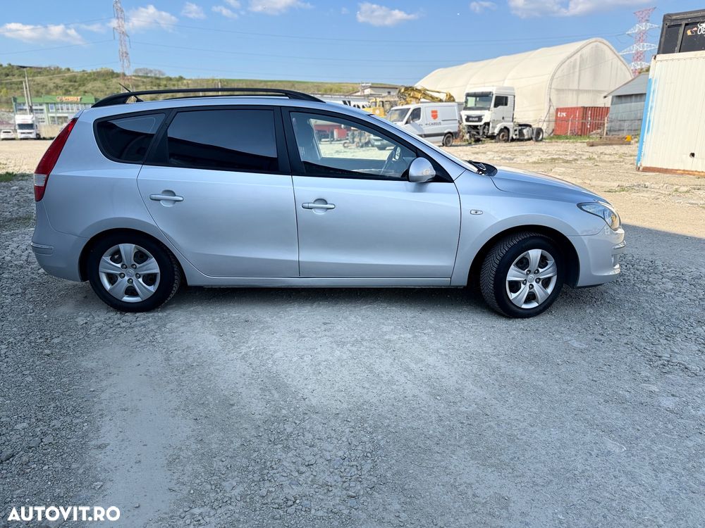 Hyundai i30 1.4 Comfort - 3