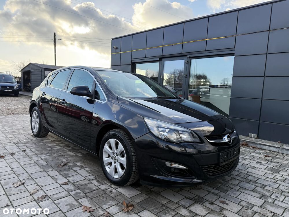 Opel Astra 1.4 T Cosmo - 15