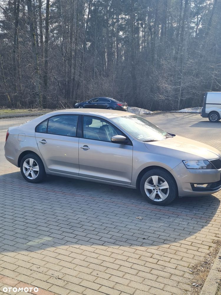 Skoda RAPID 1.0 TSI Ambition - 2