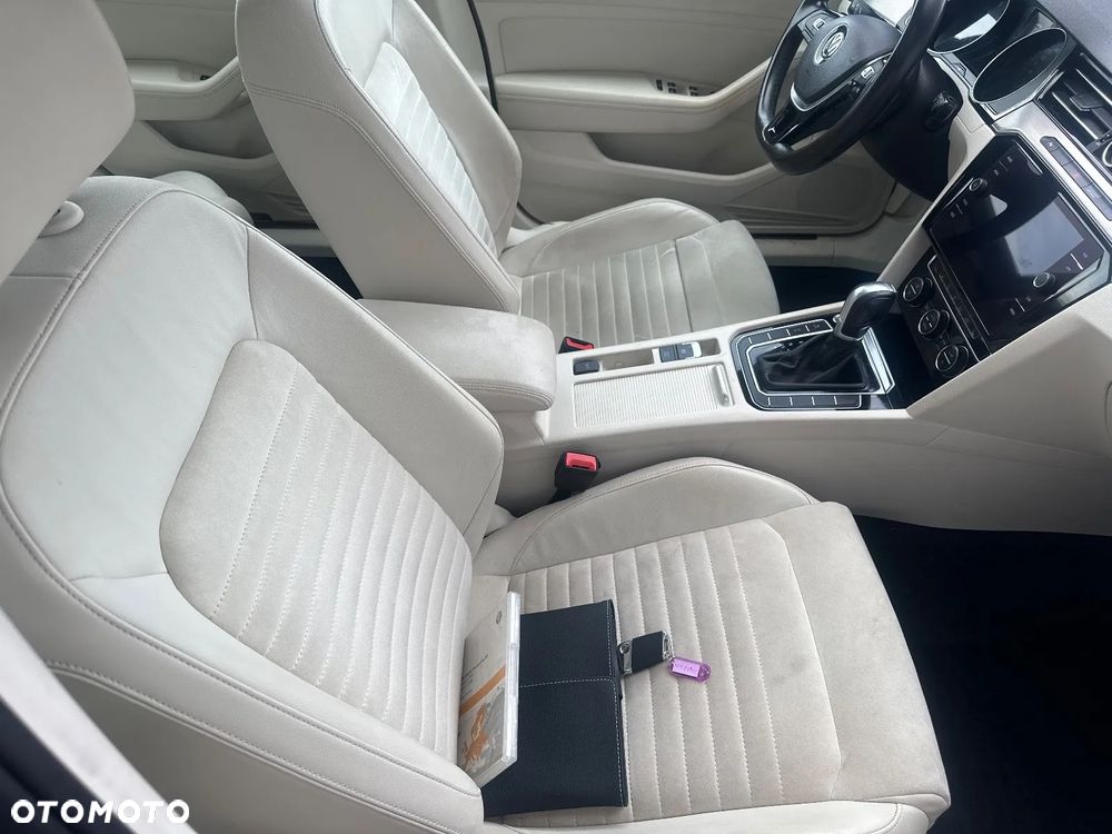 Volkswagen Passat 2.0 TSI BMT Highline DSG - 22