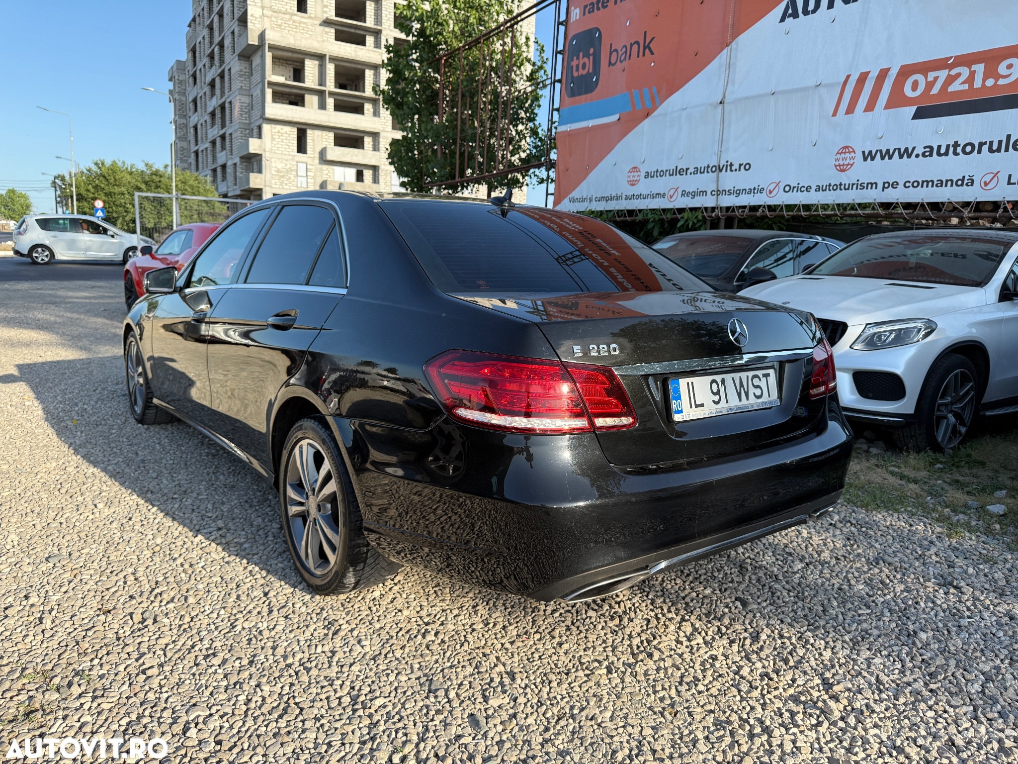 Mercedes-Benz E 200 CDI DPF BlueEFFICIENCY 7G-TRONIC - 13