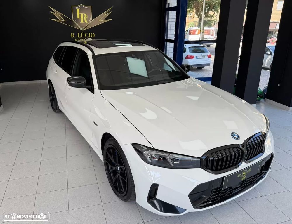 BMW 330 e Pack Desportivo M Auto - 53