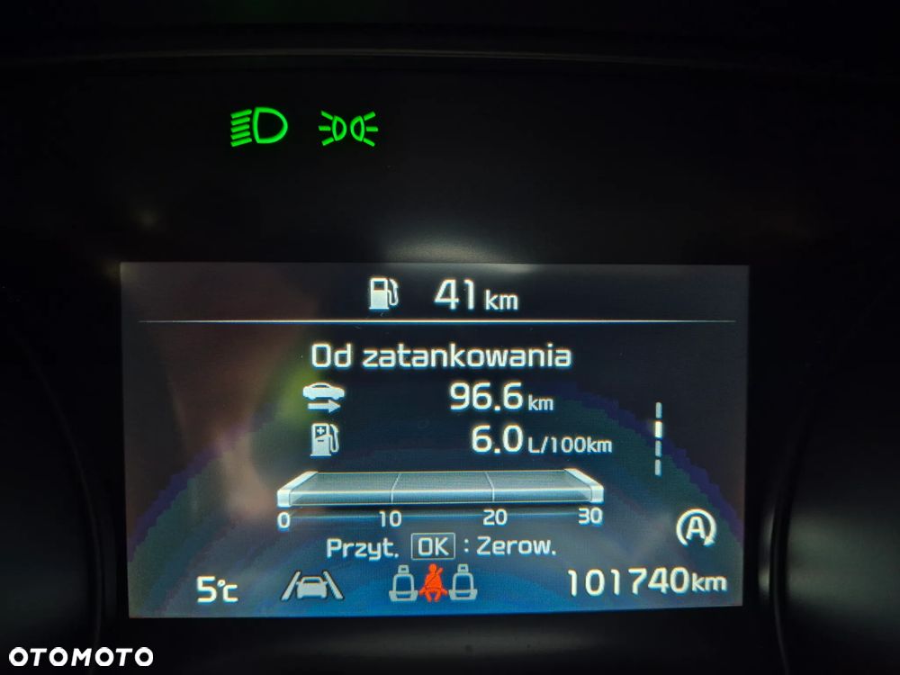 Kia Ceed 1.5 T-GDI M - 12