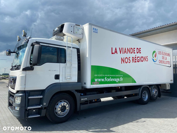 MAN TGS 26.400 CHŁODNIA HAKÓWKA CARRIER S 850 CHEREAU