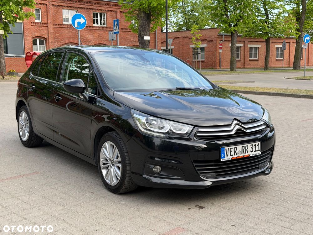 Citroën C4 e-HDi 115 Exclusive - 6