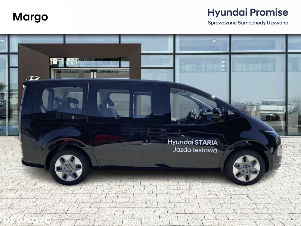 Hyundai Staria 1.6 T-GDI HEV Smart Business - 12