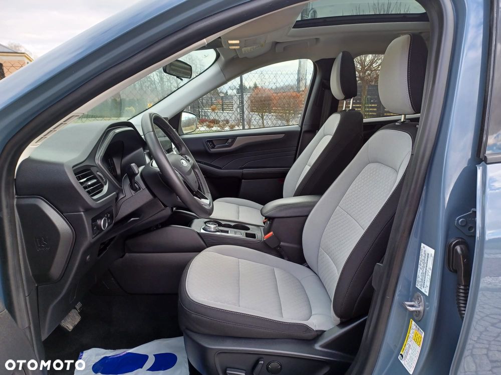 Ford Kuga - 19