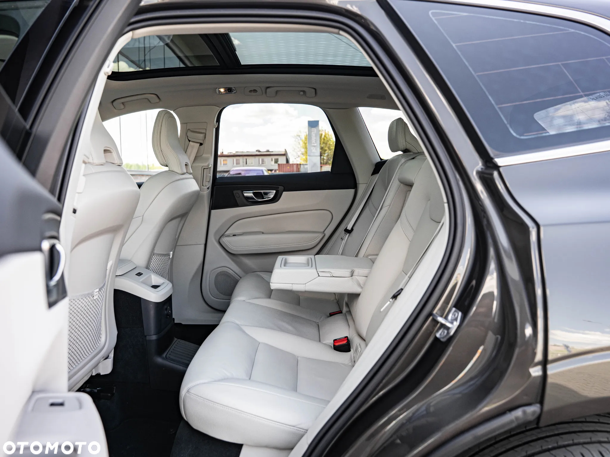 Volvo XC 60 T8 AWD Recharge Geartronic Inscription - 29