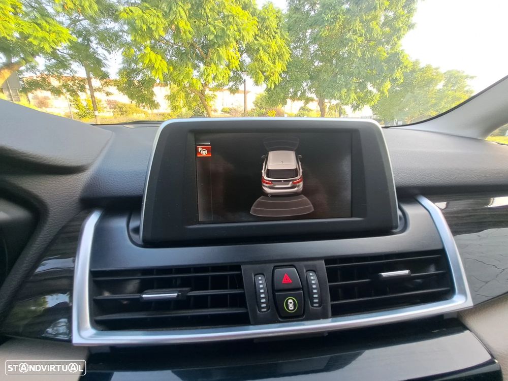 BMW 216 Active Tourer d Luxury Line - 30