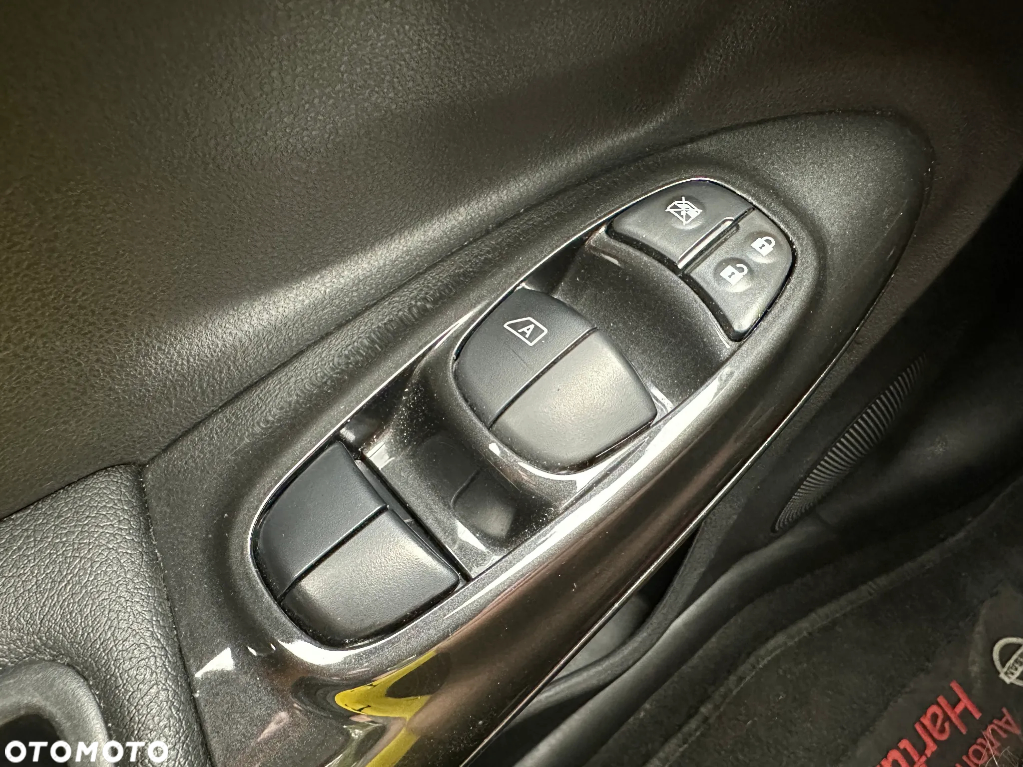 Nissan Juke 1.6 N-Connecta - 39