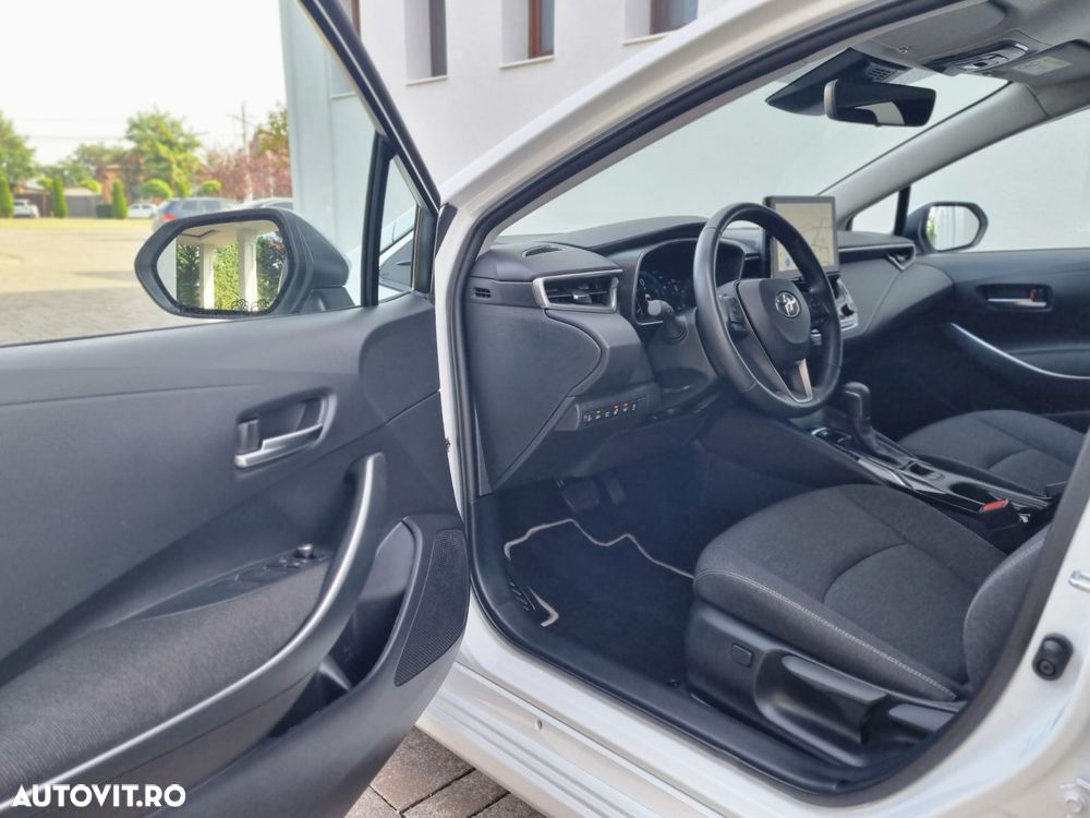 Toyota Corolla 1.8 HSD Dynamic - 18