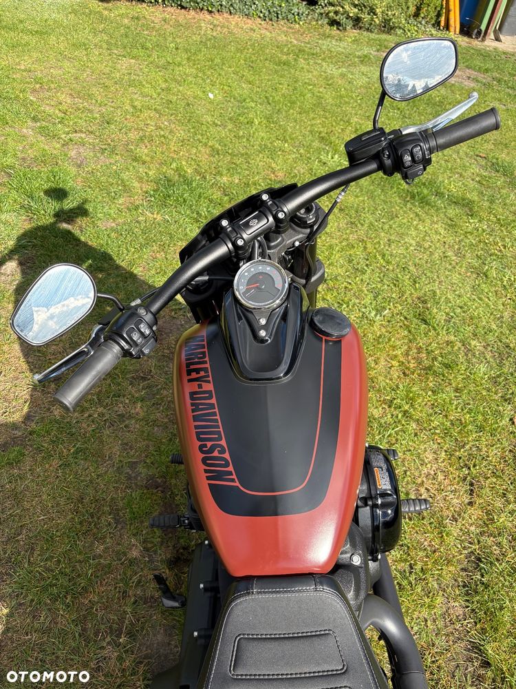 Harley-Davidson Softail Fat Bob - 15