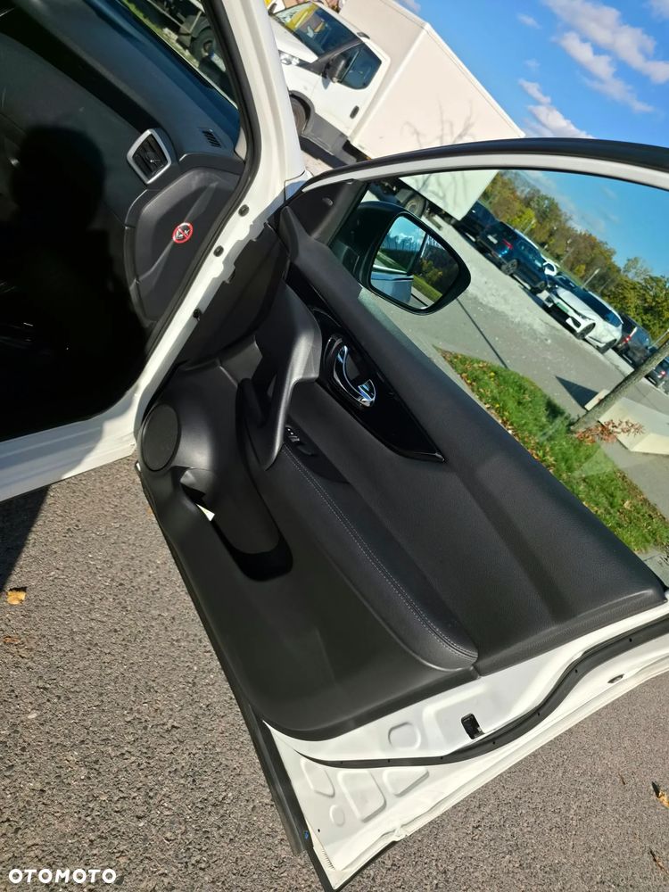 Nissan Qashqai 1.6 DCi Tekna Xtronic - 10