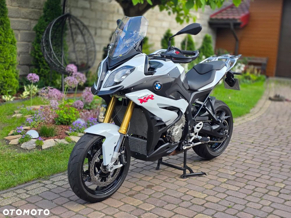 BMW XR - 1