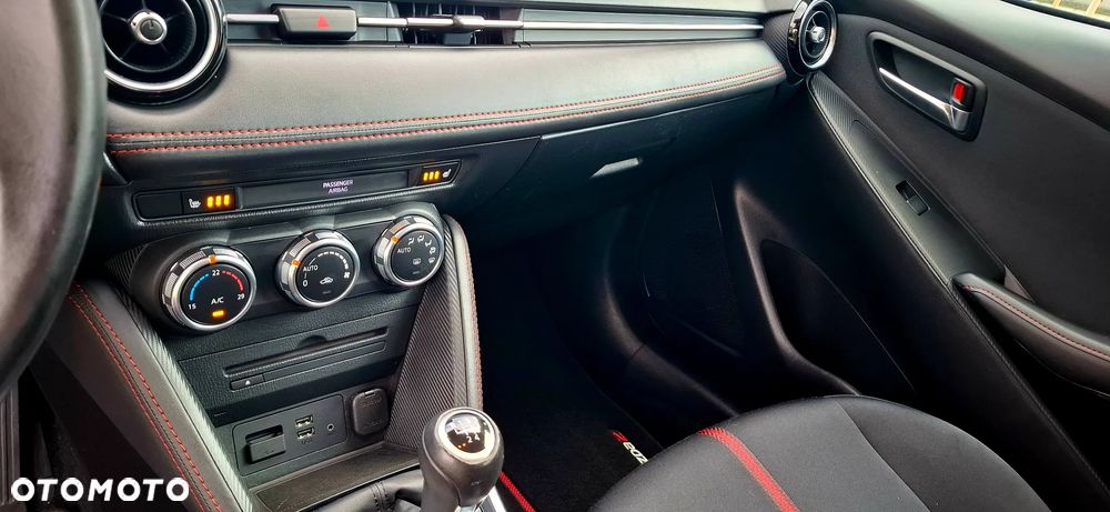 Mazda 2 SKYACTIV-G 90 Red Edition - 19