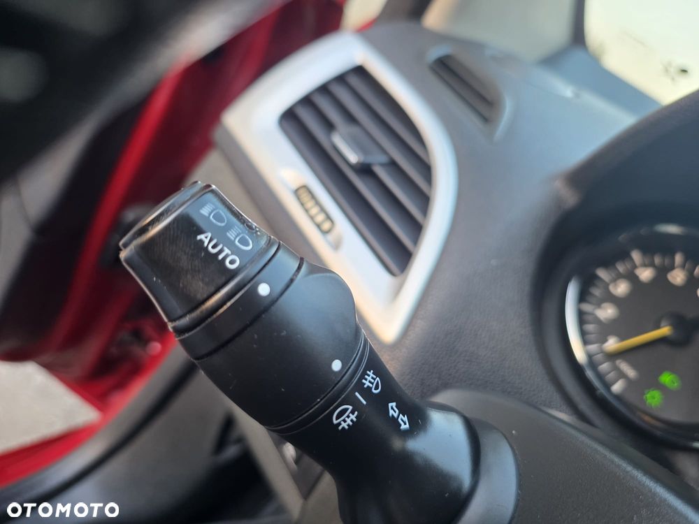 Renault Megane ENERGY TCe 115 Start & Stop Authentique - 23