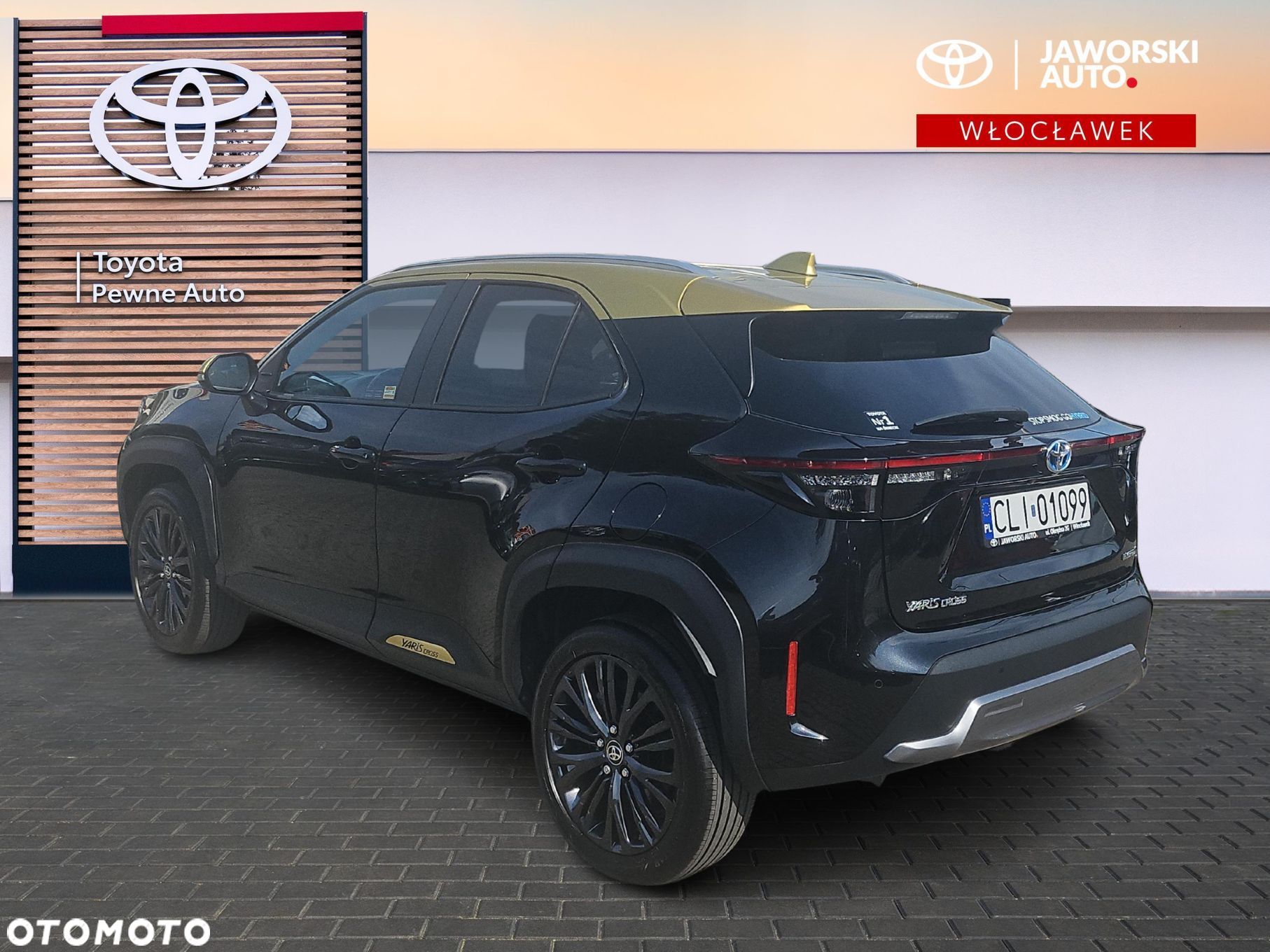 Toyota Yaris Cross Hybrid 1.5 Adventure - 3