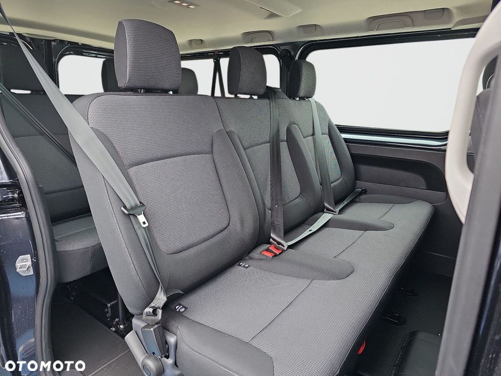 Renault Trafic - 12