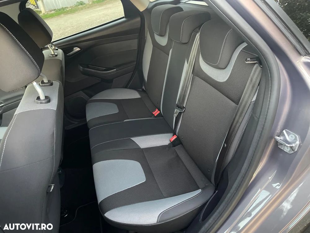 Ford Focus 1.6 EcoBoost Start-Stopp-System Champions Edition - 11