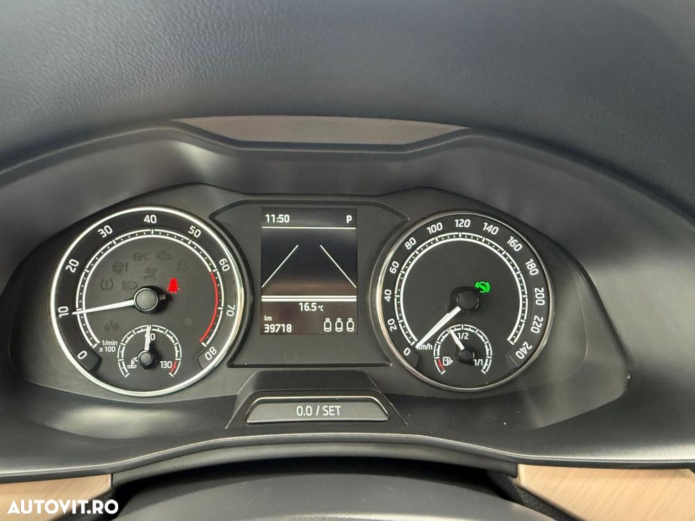 Skoda Kamiq 1.0 TSI DSG Style - 8