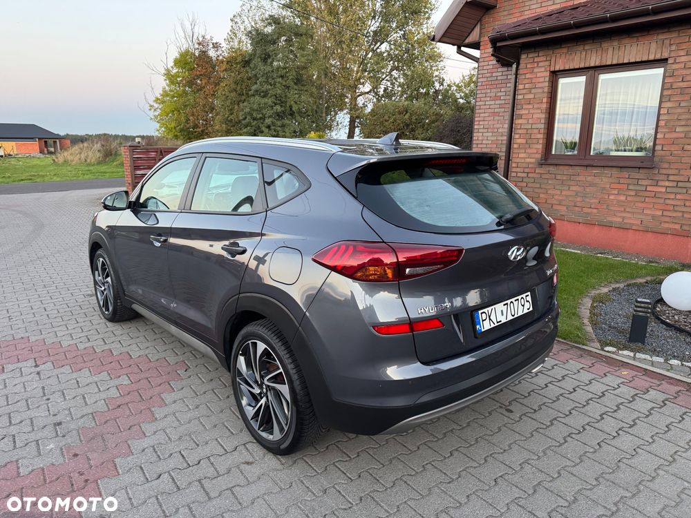 Hyundai Tucson - 8