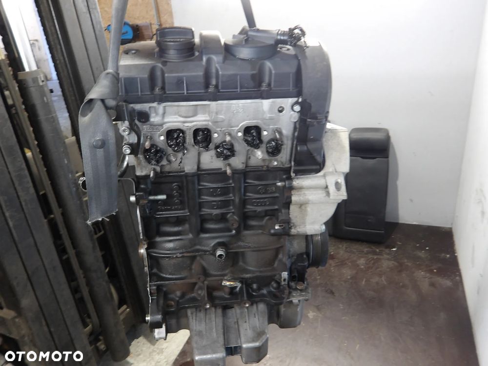 AUDI A2 1.4 TDI 99-05r. SILNIK SŁUPEK BEZ WTRYSKÓW AMF - 2