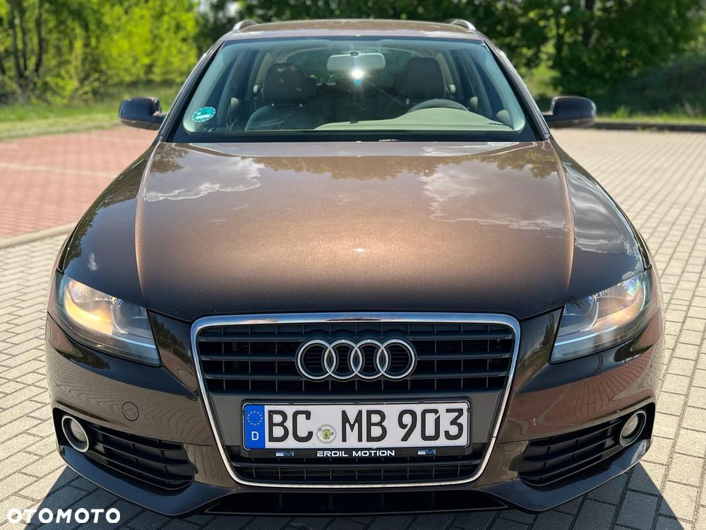 Audi A4 Avant 2.0 TDI DPF multitronic Attraction - 8