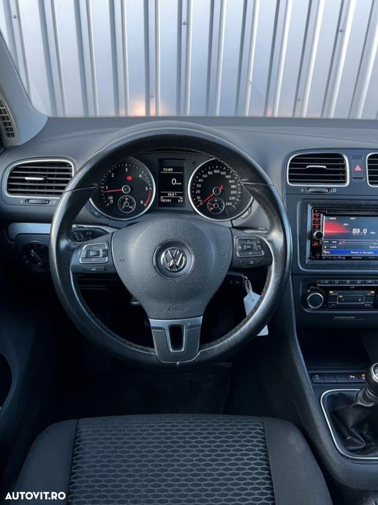 Volkswagen Golf 1.6 TDI DPF Exclusive - 5
