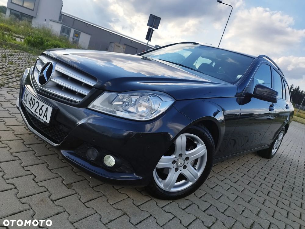 Mercedes-Benz Klasa C 200 CDI BlueEff Avantgarde - 1