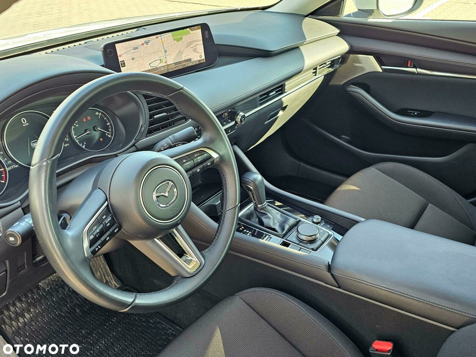 Mazda 3 - 13