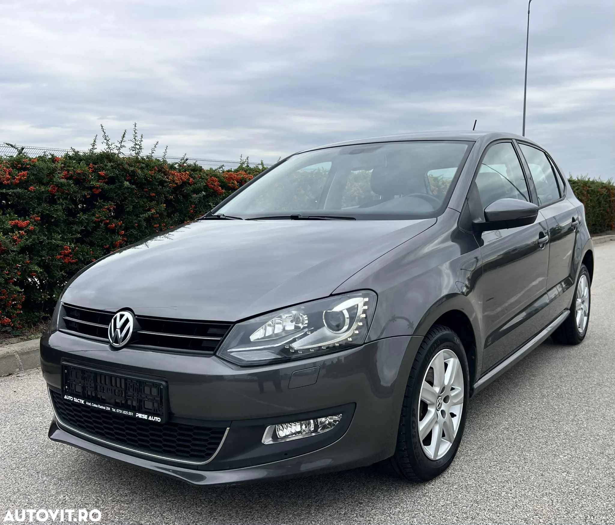 Volkswagen Polo 1.6 TDI DSG Highline - 12