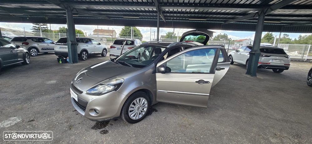 Renault Clio Sport Tourer - 29