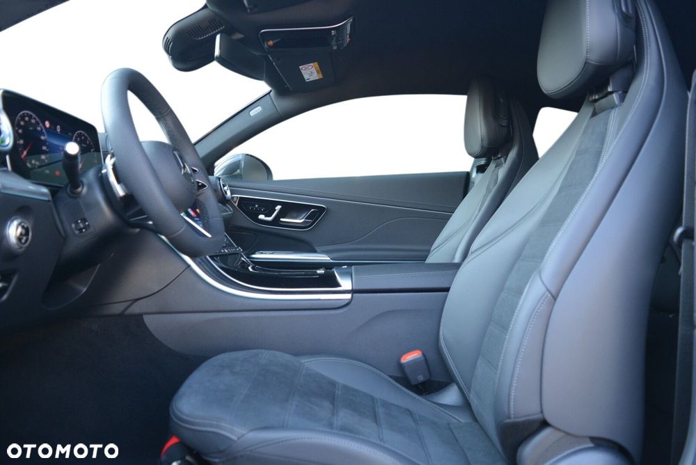 Mercedes-Benz CLE - 7