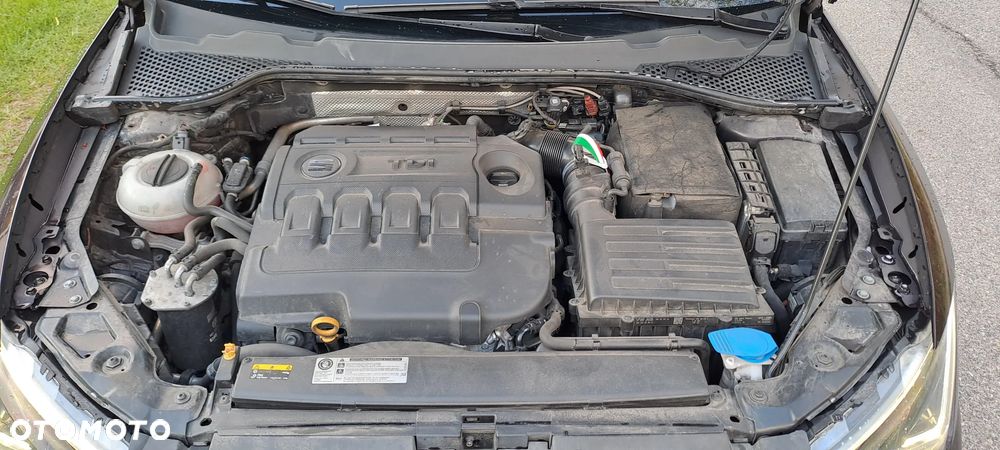 Seat Leon 2.0 TDI DPF Start&Stop DSG XCELLENCE - 10
