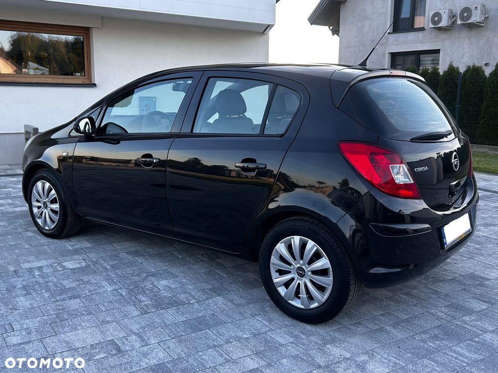 Opel Corsa - 4