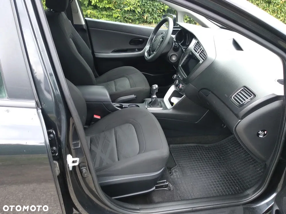 Kia Ceed Cee'd 1.6 CRDi M - 3