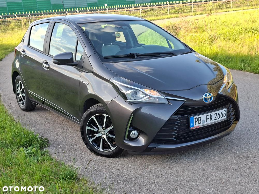 Toyota Yaris Hybrid 100 Active EU6