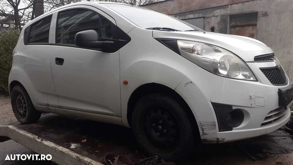 Punte spate Chevrolet Spark M300 an 2010-