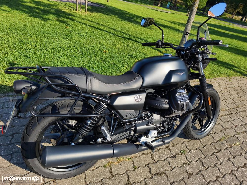 Moto Guzzi V7 850 Stone - 10