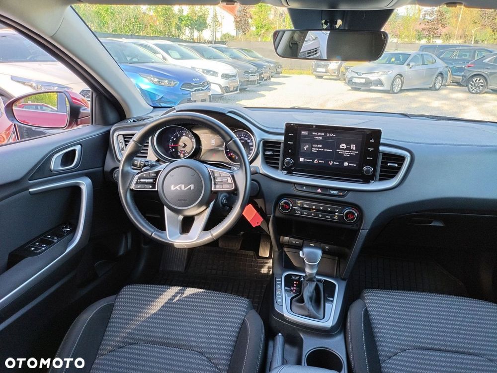 Kia Ceed 1.5 T-GDI M DCT - 21