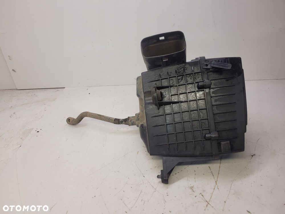 OBUDOWA FILTRA POWIETRZA AUDI A1 8X VW 6R0129601C - 6