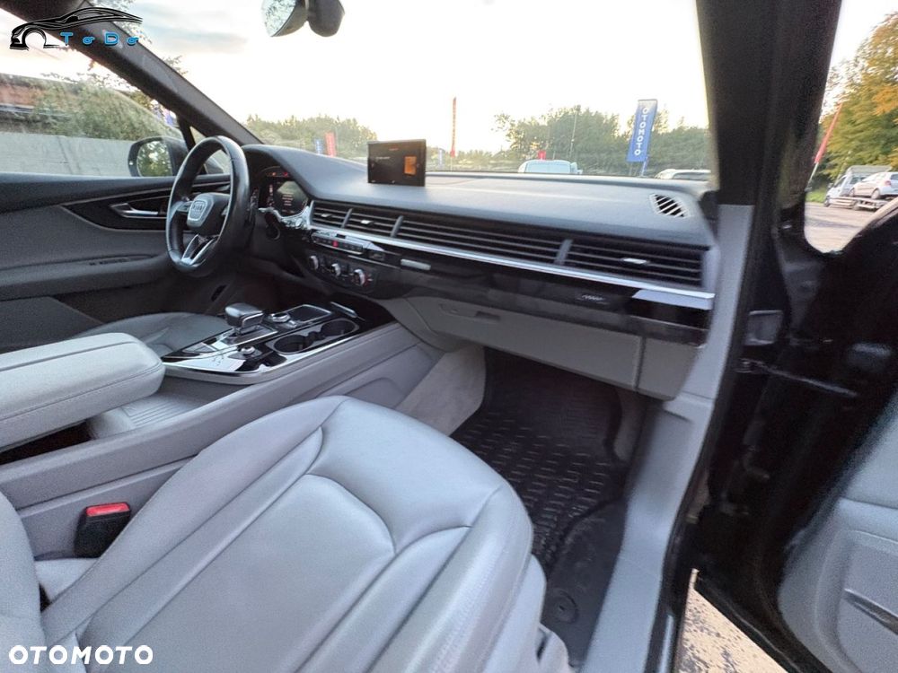 Audi Q7 3.0 TFSI Quattro Tiptr - 36